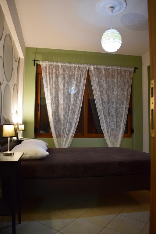 Lena Apartment Chania  Bagian luar foto